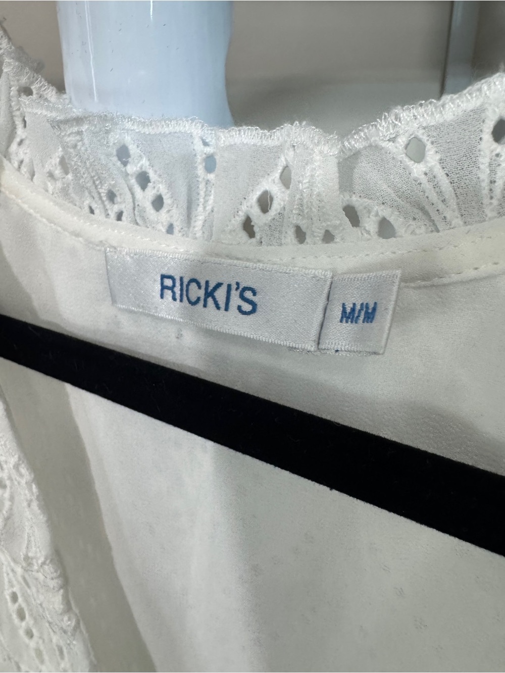 Ricki's White Eyelet V-Neck Flutter Sleeve Blouse - Picture 5 of 9